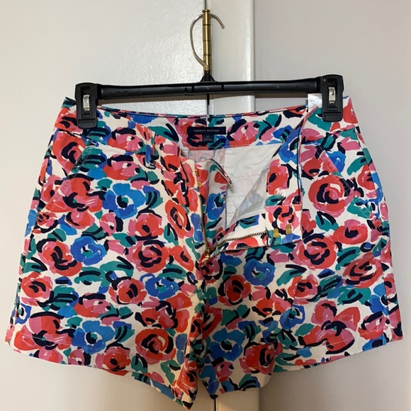 Tommy Hilfiger Pants - Tommy Hilfiger Floral Shorts